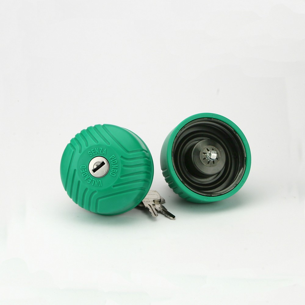 Image for Equip WIPELF081 Locking Fuel Cap